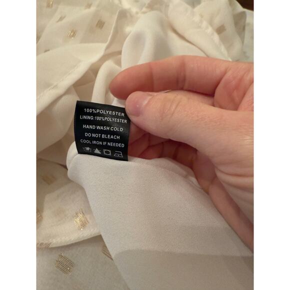 Buddy Love Women's Landry Metallic Gold V-Neck Tunic Blouse Size Small - Picture 4 of 8